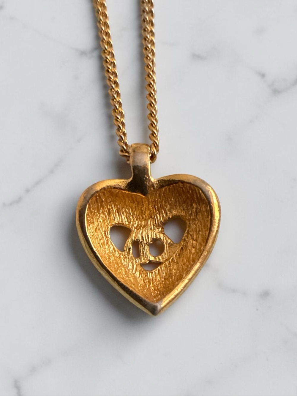 Vintage Christian Dior Heart Pendant Necklace - Picture 5 of 7